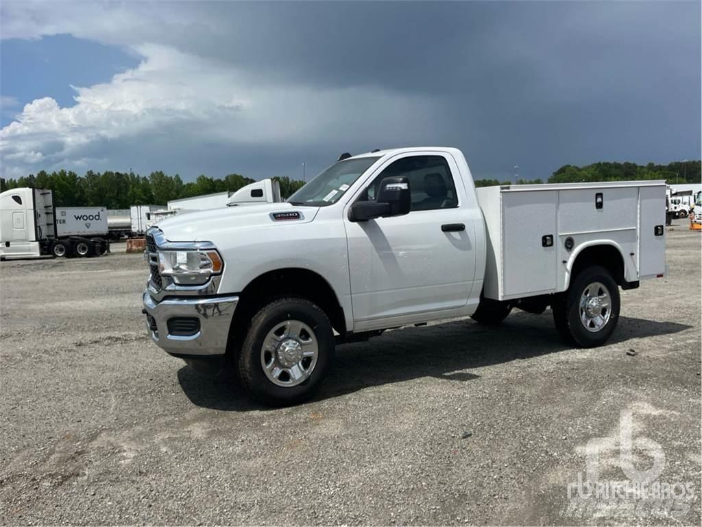 RAM 3500 Work Trucks / Municipal