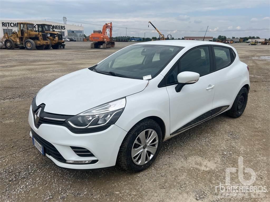 Renault CLIO Automobiles / SUVS