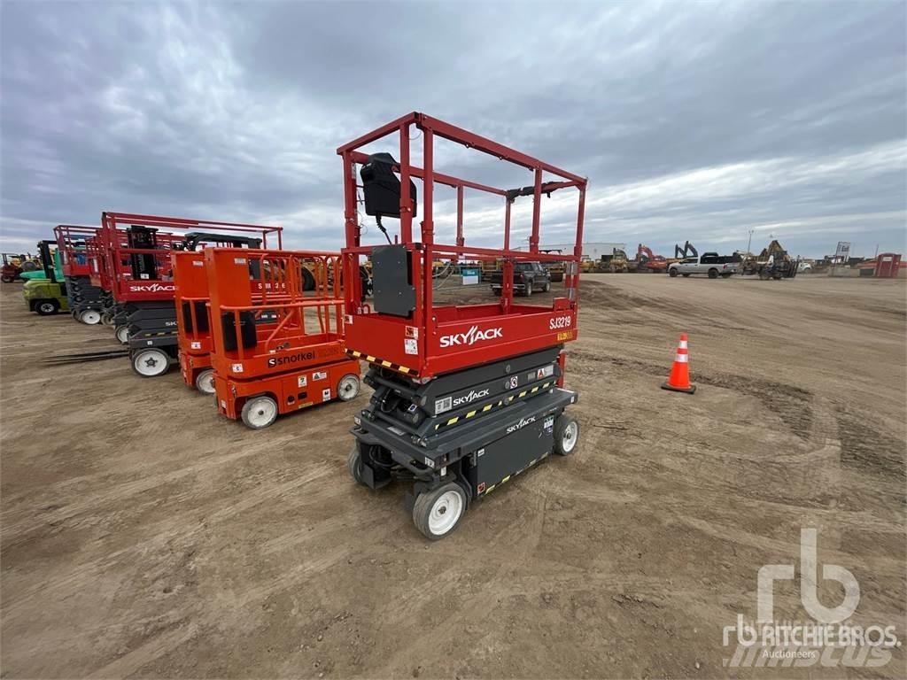 SkyJack SJ3219 Scissor Lifts