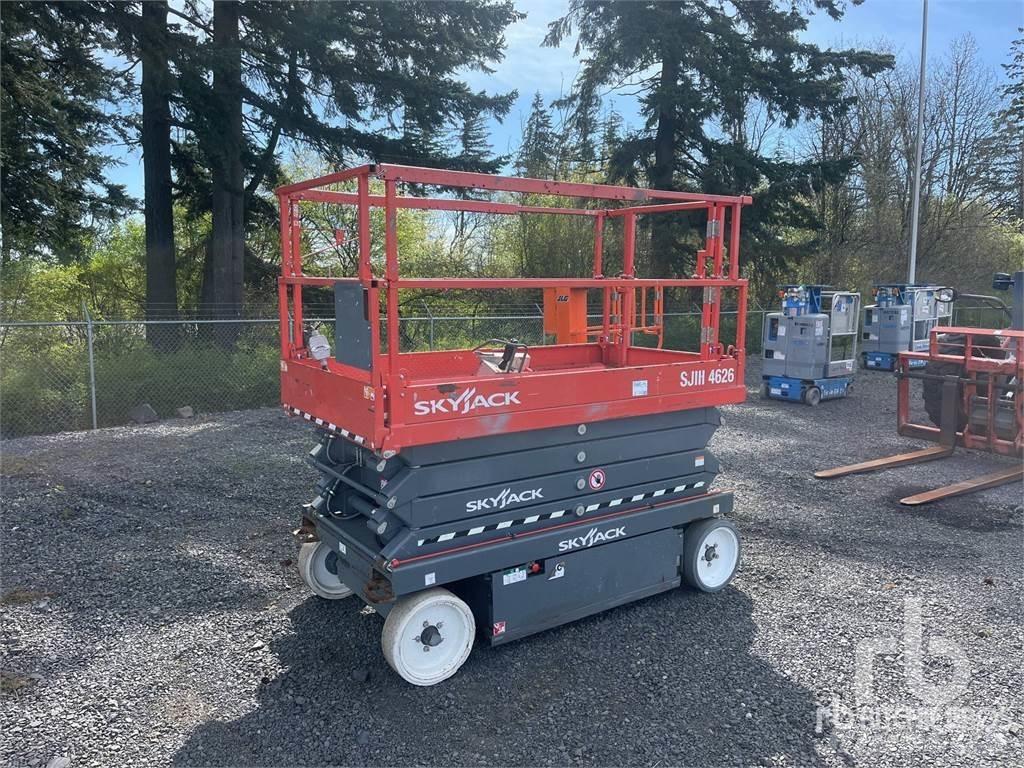 SkyJack SJ4626 Scissor Lifts