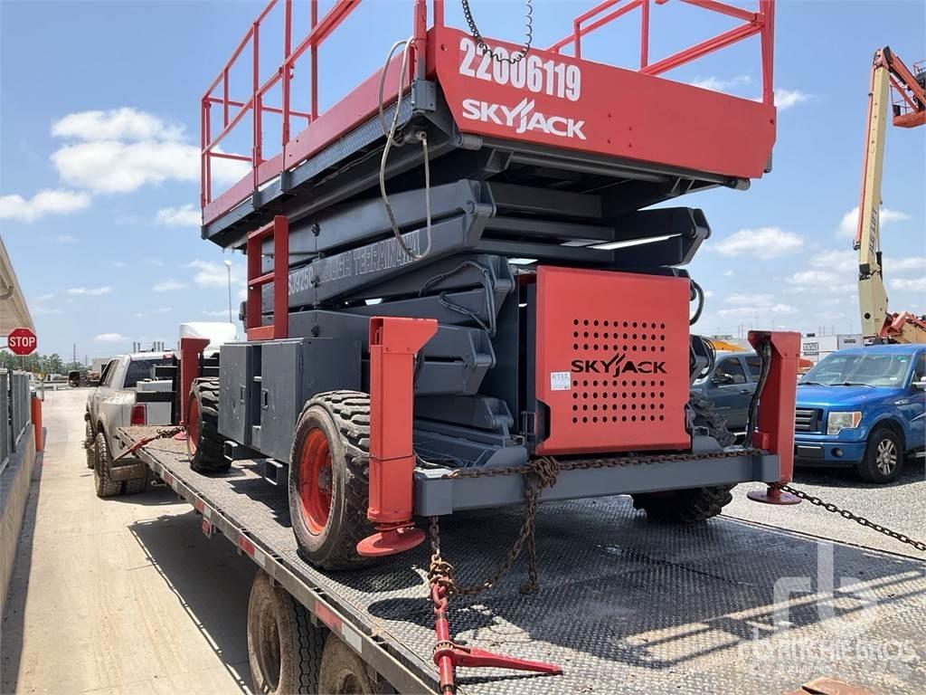 SkyJack SJ9250 Scissor Lifts