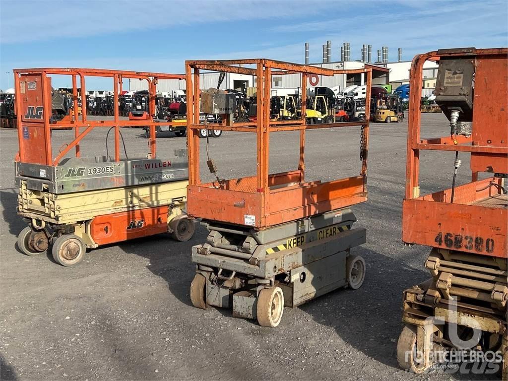 SkyJack SJM3015 Scissor Lifts