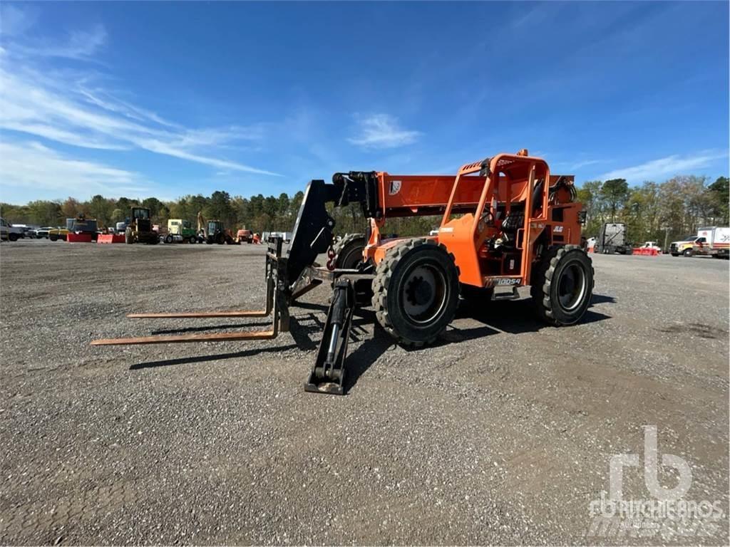 SkyTrak 10054 Telescopic Handlers