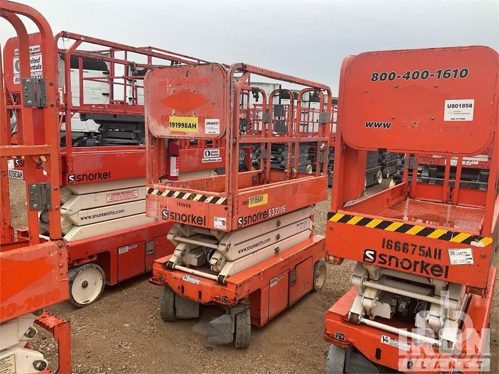 Snorkel S3219E Scissor Lifts