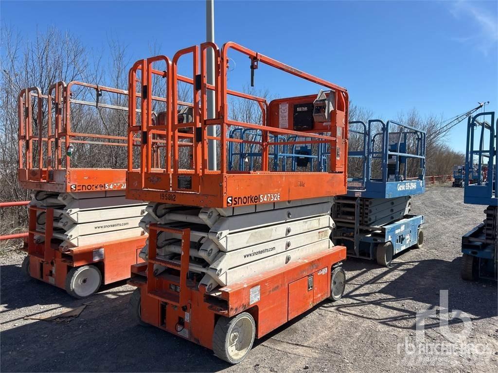 Snorkel S4732E Scissor Lifts