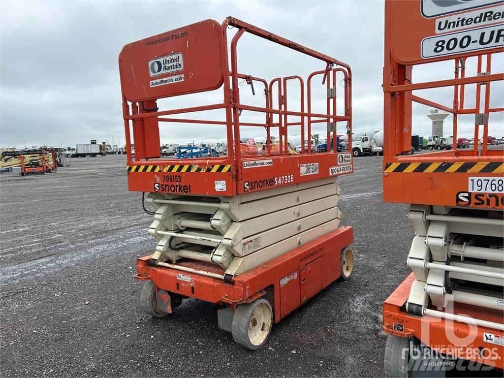 Snorkel S4732E Scissor Lifts