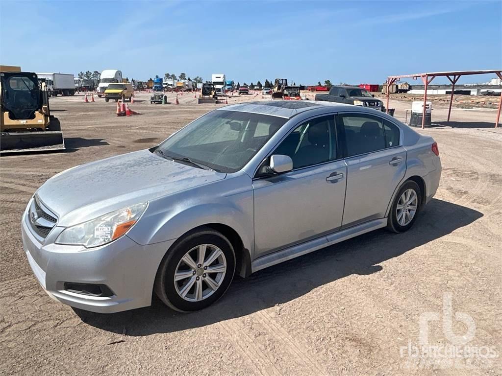 Subaru LEGACY Automobiles / SUVS