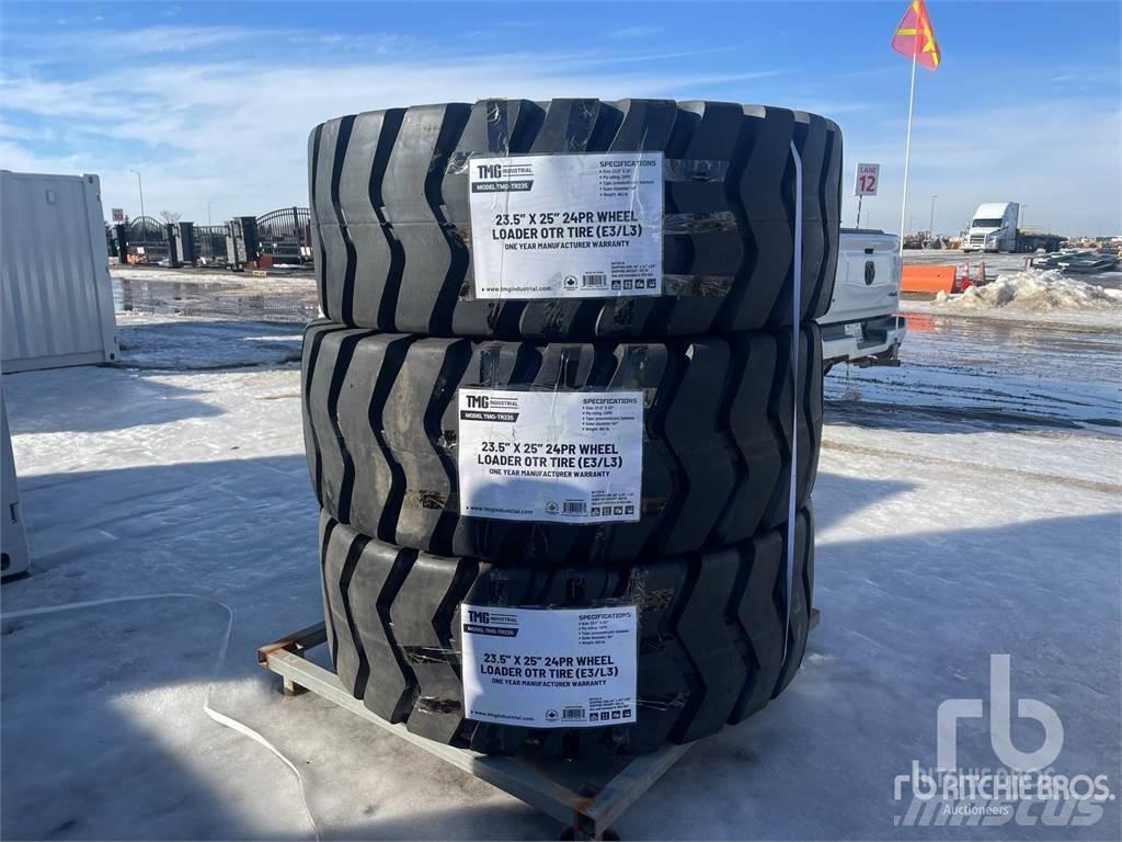 TMG TR235 Tires, wheels and rims