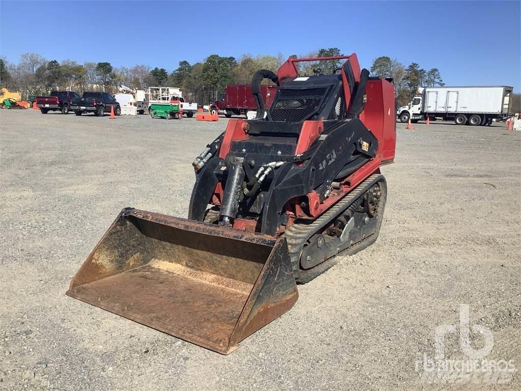 Toro TX1000 Skid Steer Loaders