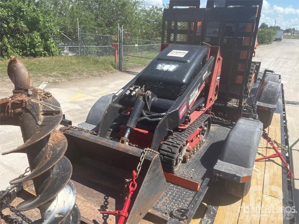 Toro TX427 Skid Steer Loaders