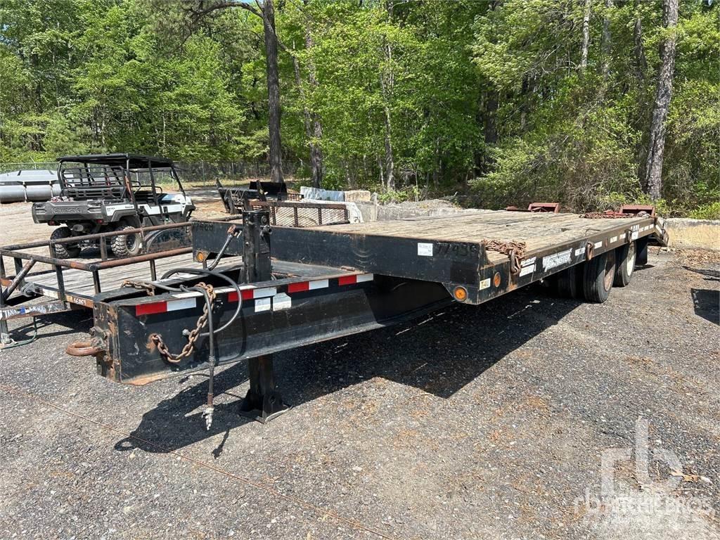 TOWMASTER T24 Lowboy trailer