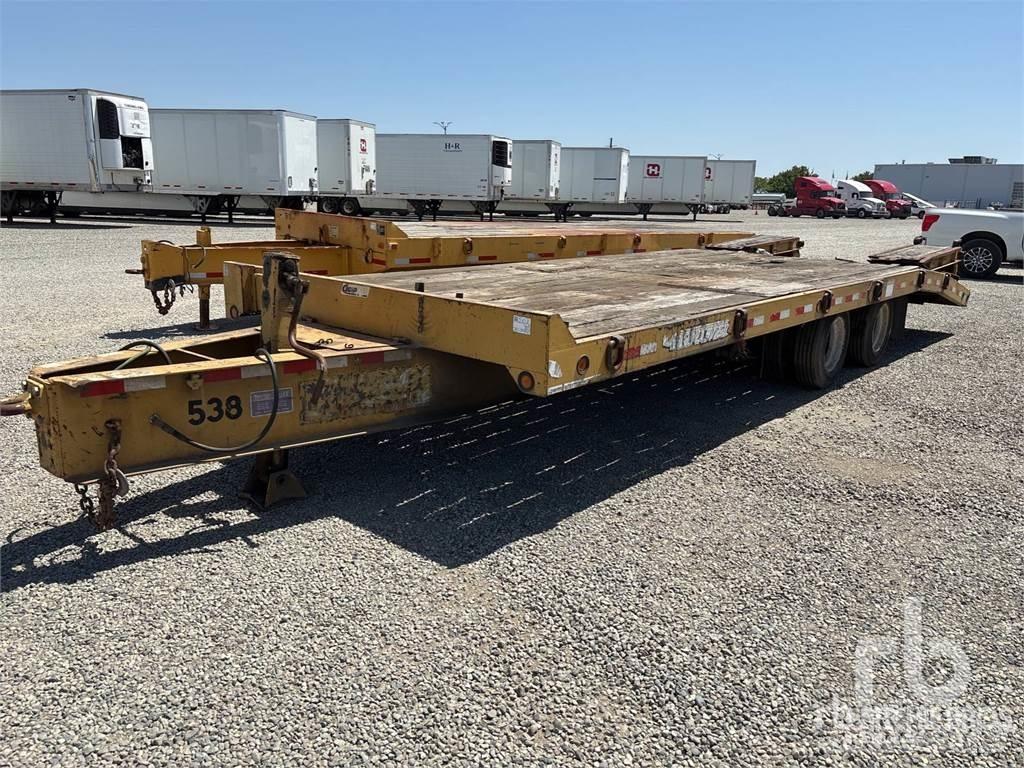 TOWMASTER T40 Vehicle Transport Trailers
