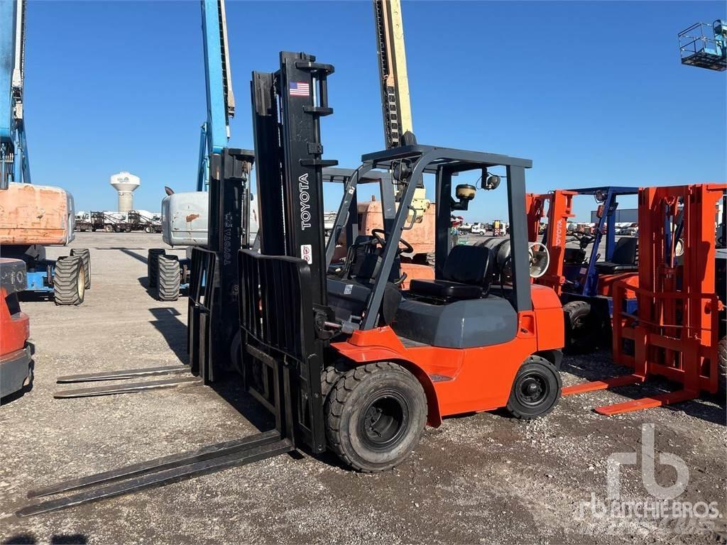 Toyota 7FGU25 Diesel Forklifts
