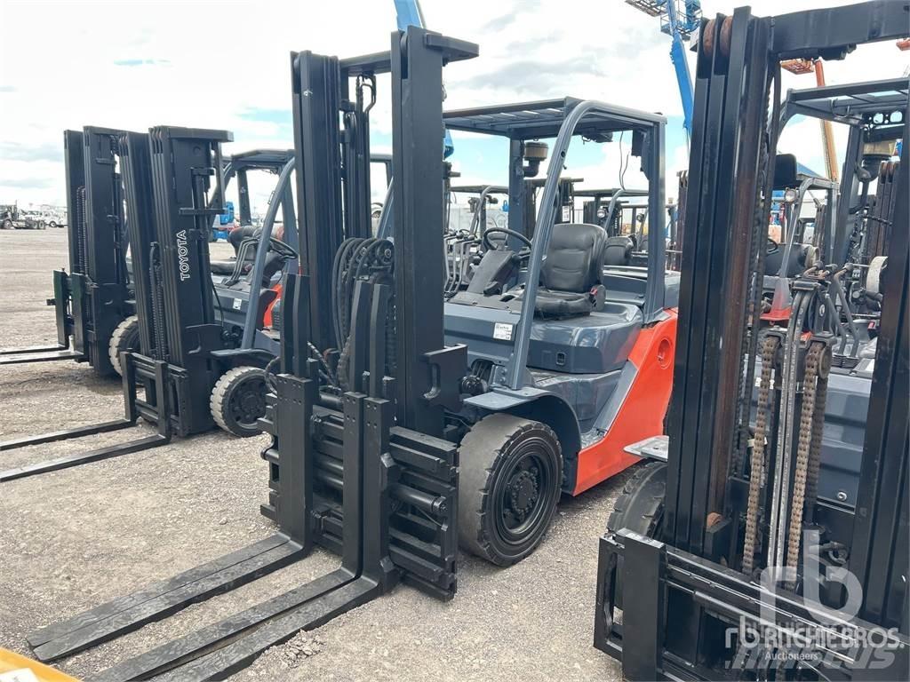 Toyota 8FD40U Diesel Forklifts