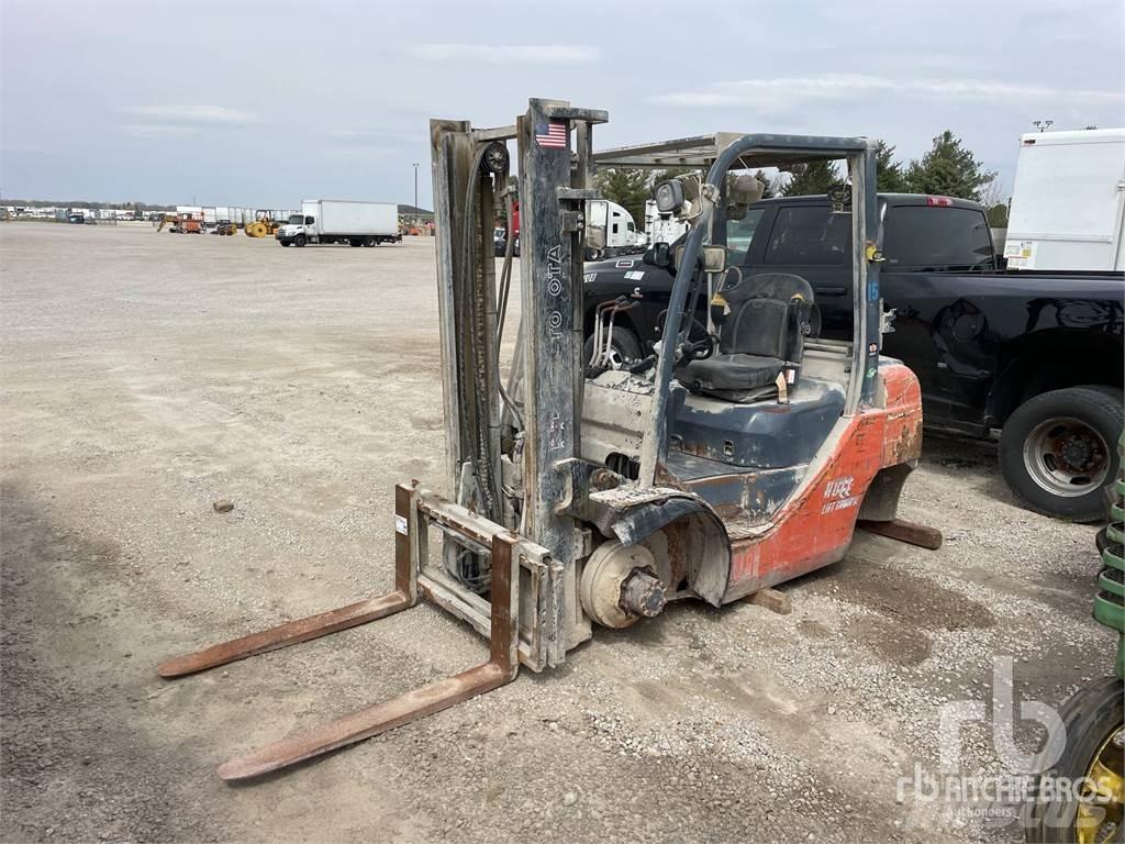 Toyota 8FGU25 Diesel Forklifts
