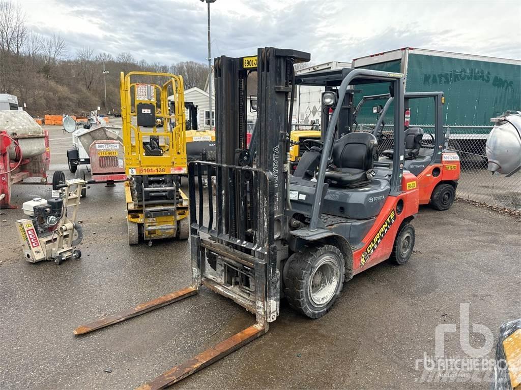 Toyota 8FGU25 Diesel Forklifts