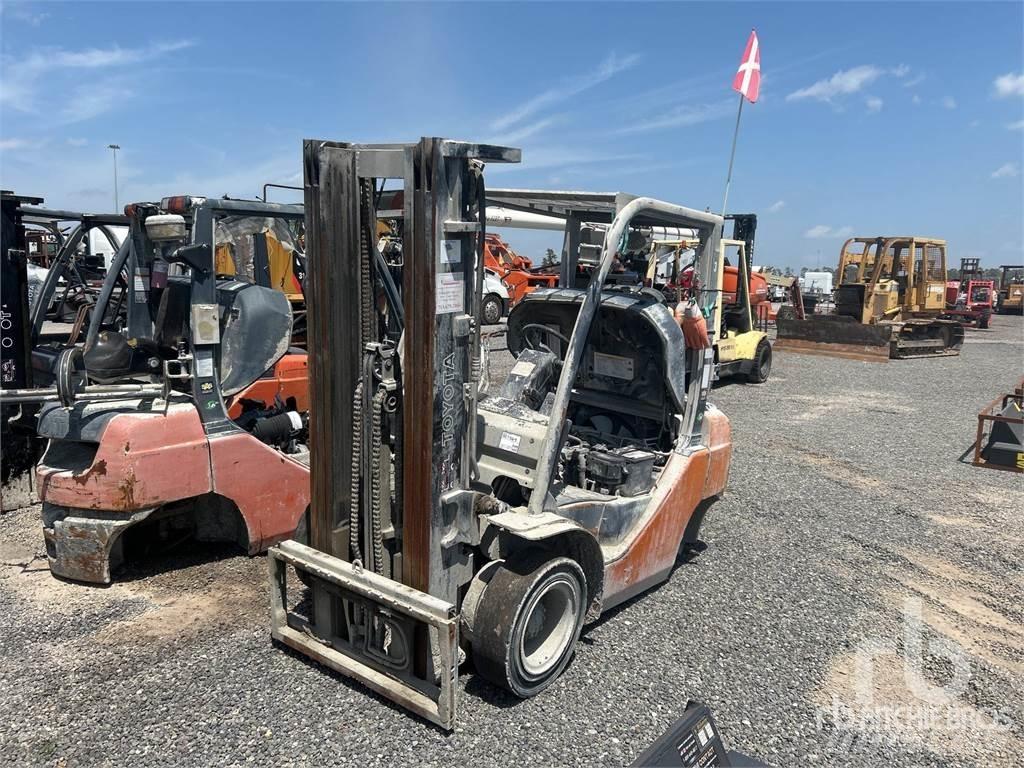 Toyota 8FGU25 Diesel Forklifts