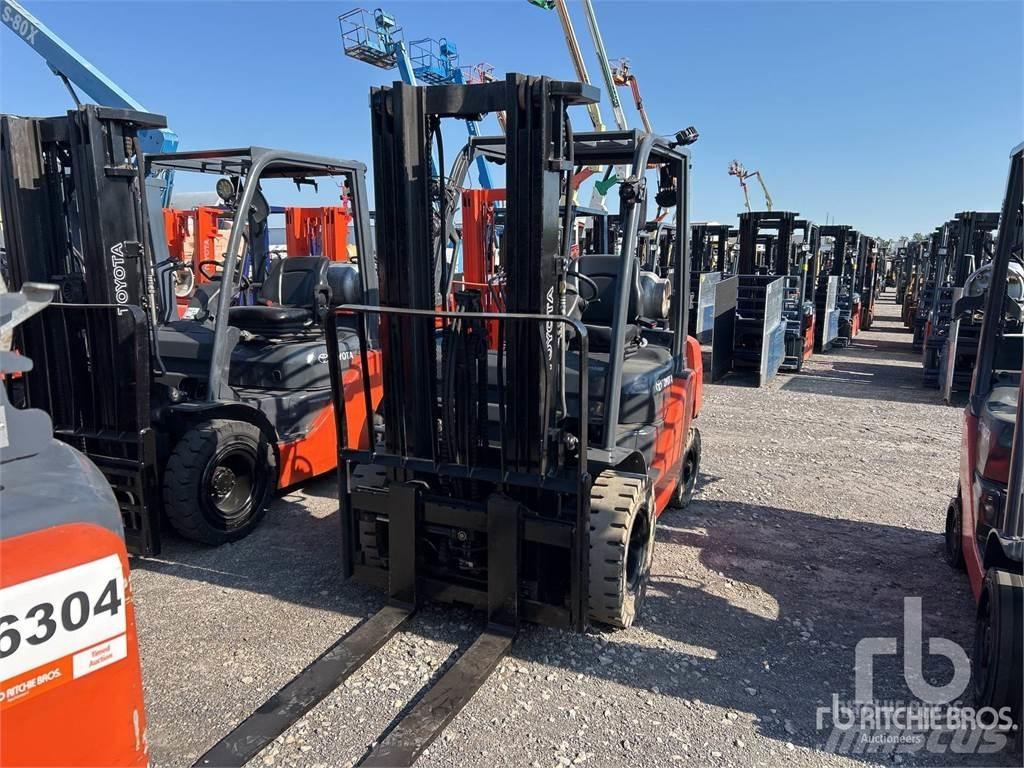 Toyota 8FGU25 Diesel Forklifts