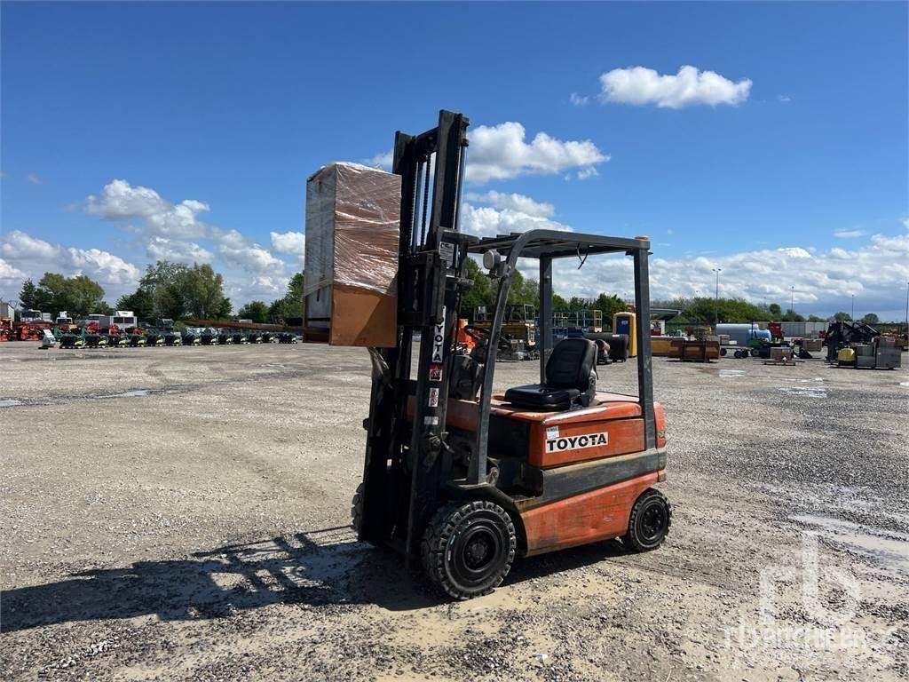 Toyota FBME25 Electric Forklifts