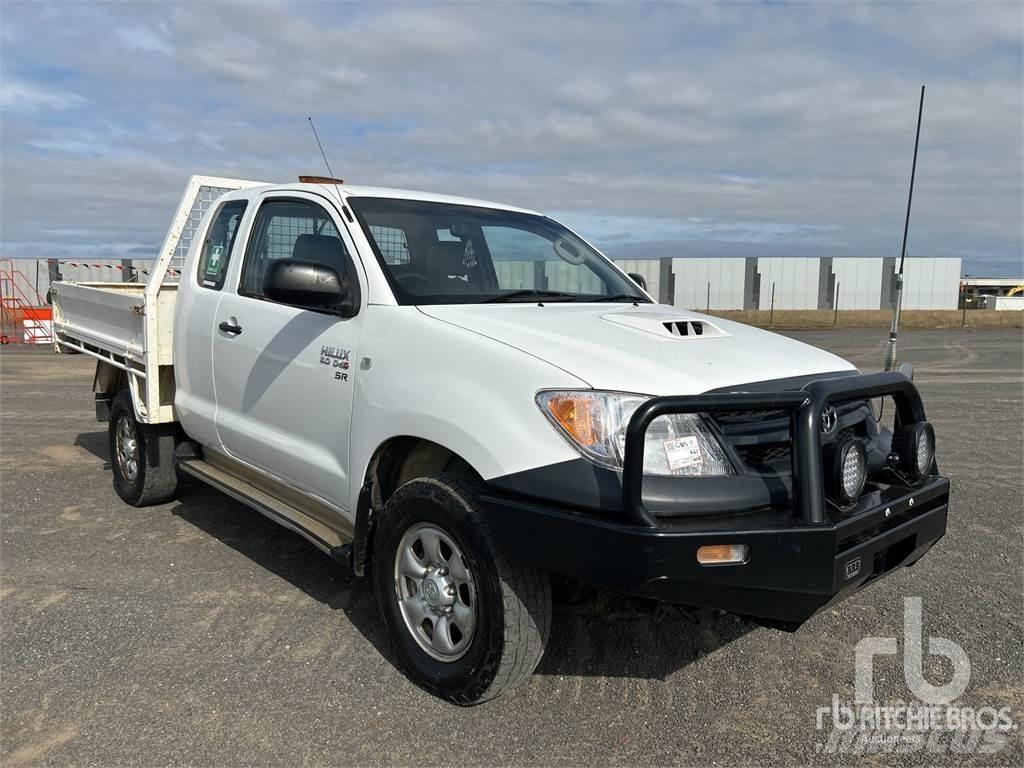 Toyota HILUX Pickup Trucks