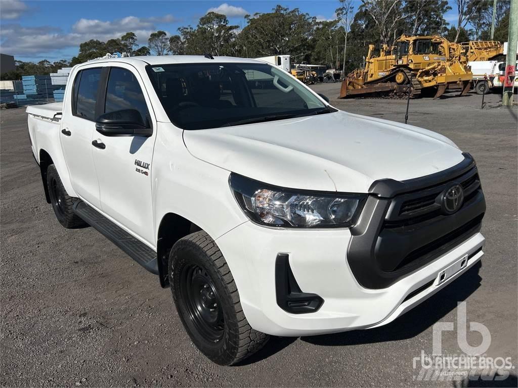 Toyota HILUX Pickup Trucks