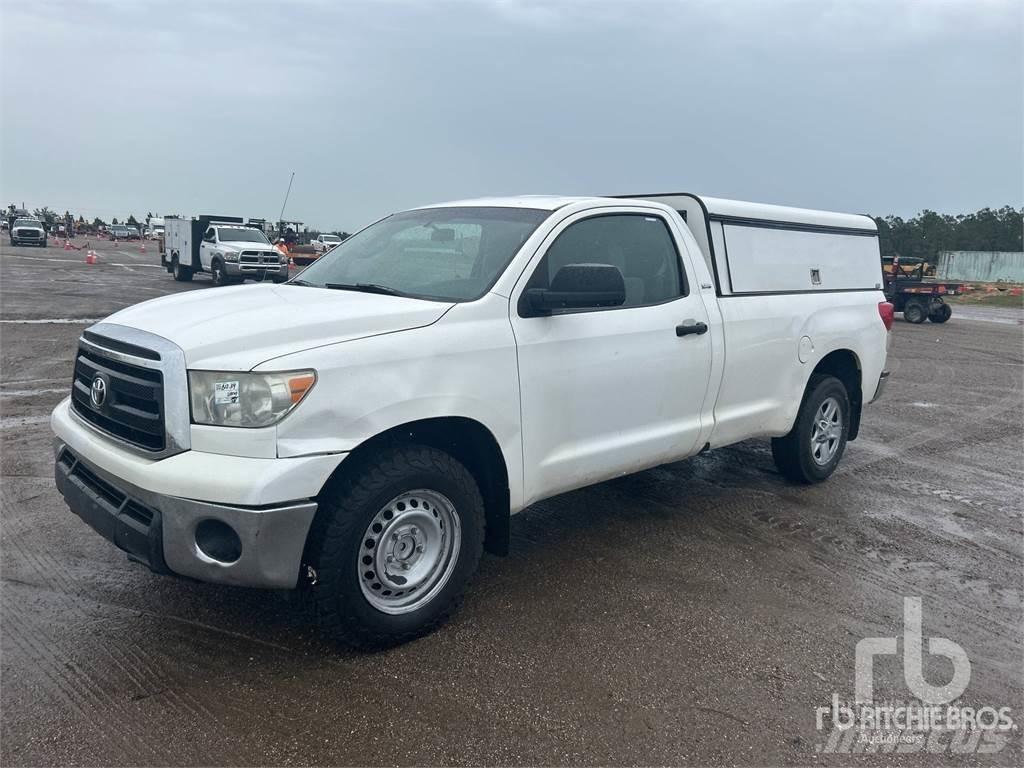 Toyota TUNDRA Pickup Trucks