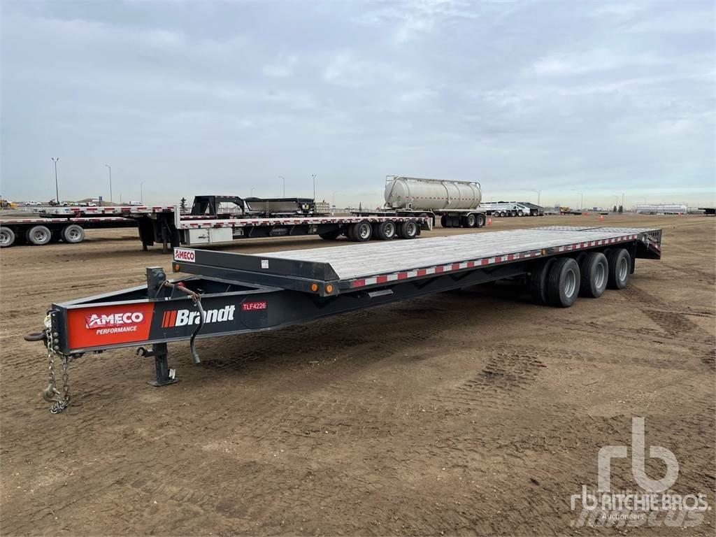  UPR1628 Lowboy trailer