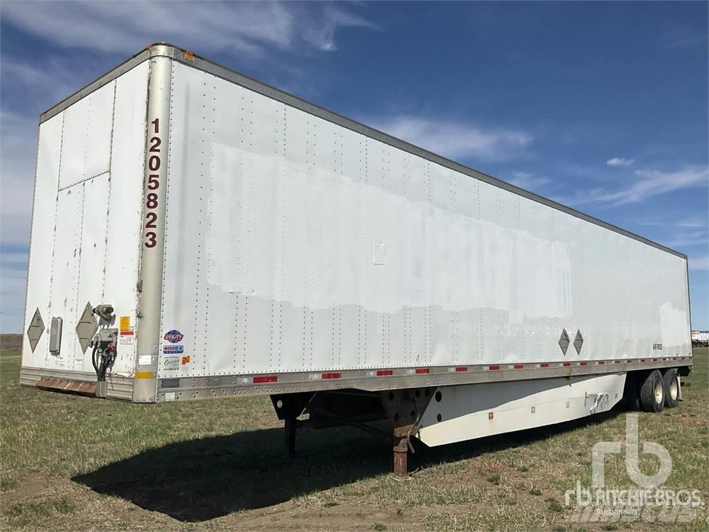 Utility 4000D-X Box body semi-trailers