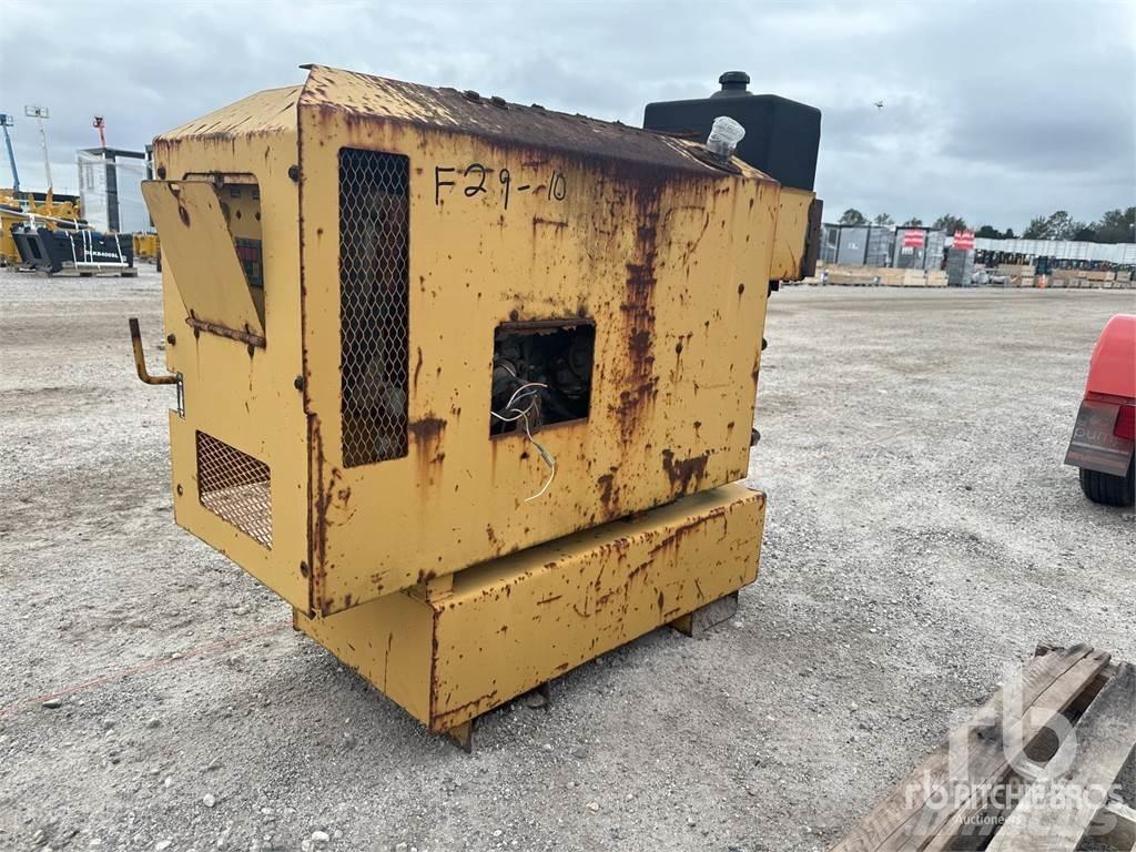 Vermeer MT750 Lowboy Trailers
