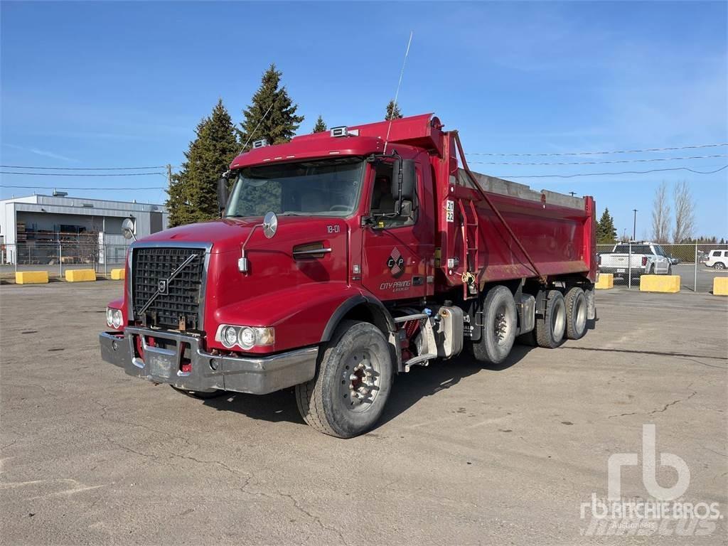 Volvo VHD84B300 Dump Trucks