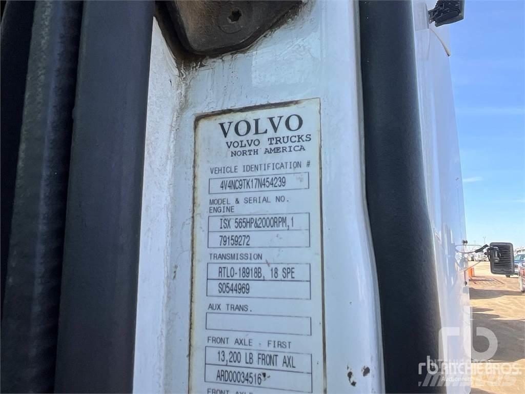 Volvo VNL Conventional Trucks / Tractor Trucks