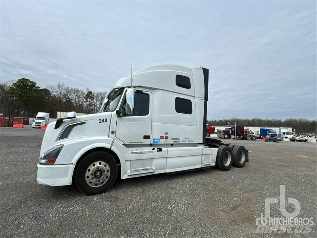 Volvo VNL 780 Conventional Trucks / Tractor Trucks