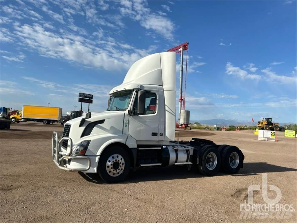 Volvo VNL300 Conventional Trucks / Tractor Trucks