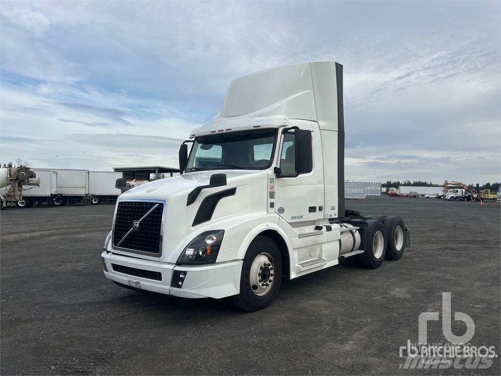 Volvo VNL300 Conventional Trucks / Tractor Trucks