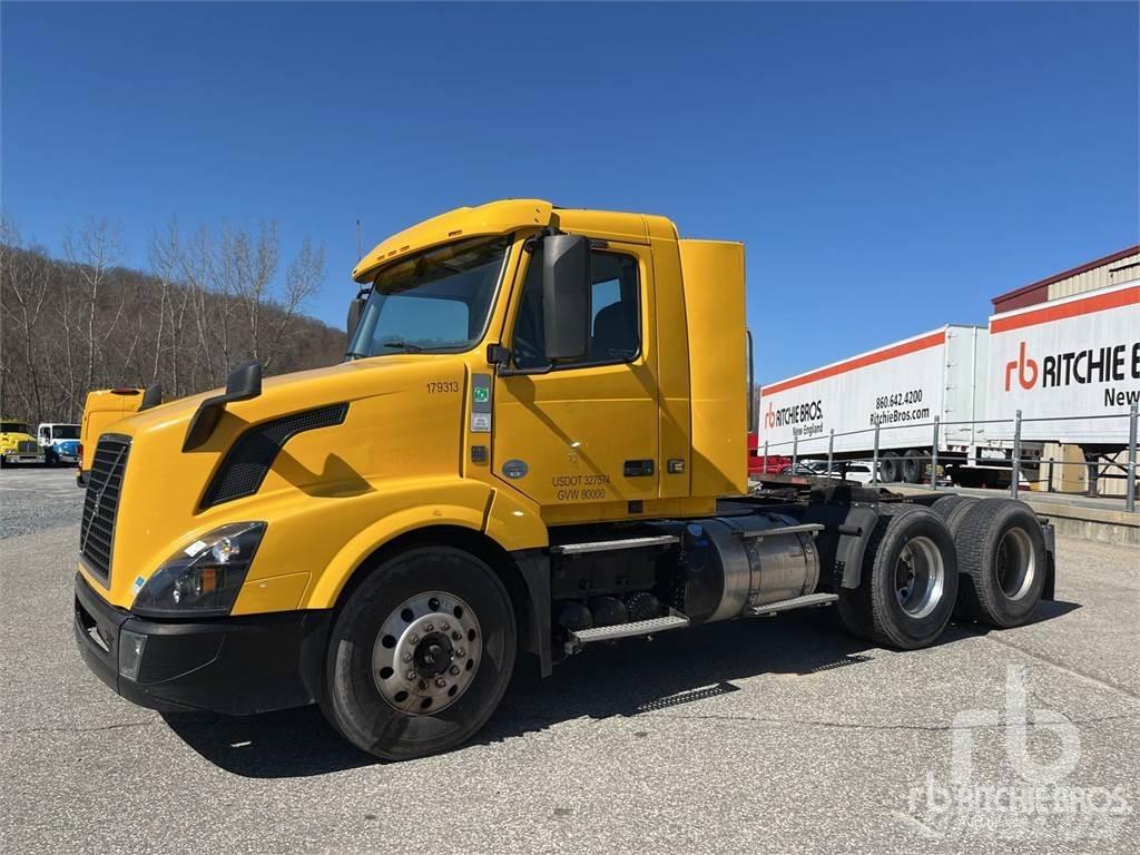 Volvo VNL300 Conventional Trucks / Tractor Trucks