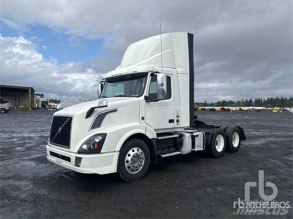 Volvo VNL300 Conventional Trucks / Tractor Trucks