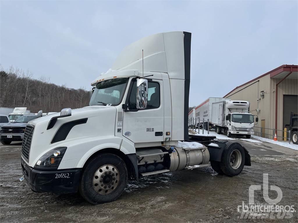 Volvo VNL300 Conventional Trucks / Tractor Trucks