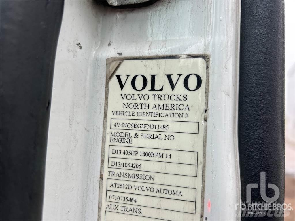 Volvo VNL64 Conventional Trucks / Tractor Trucks