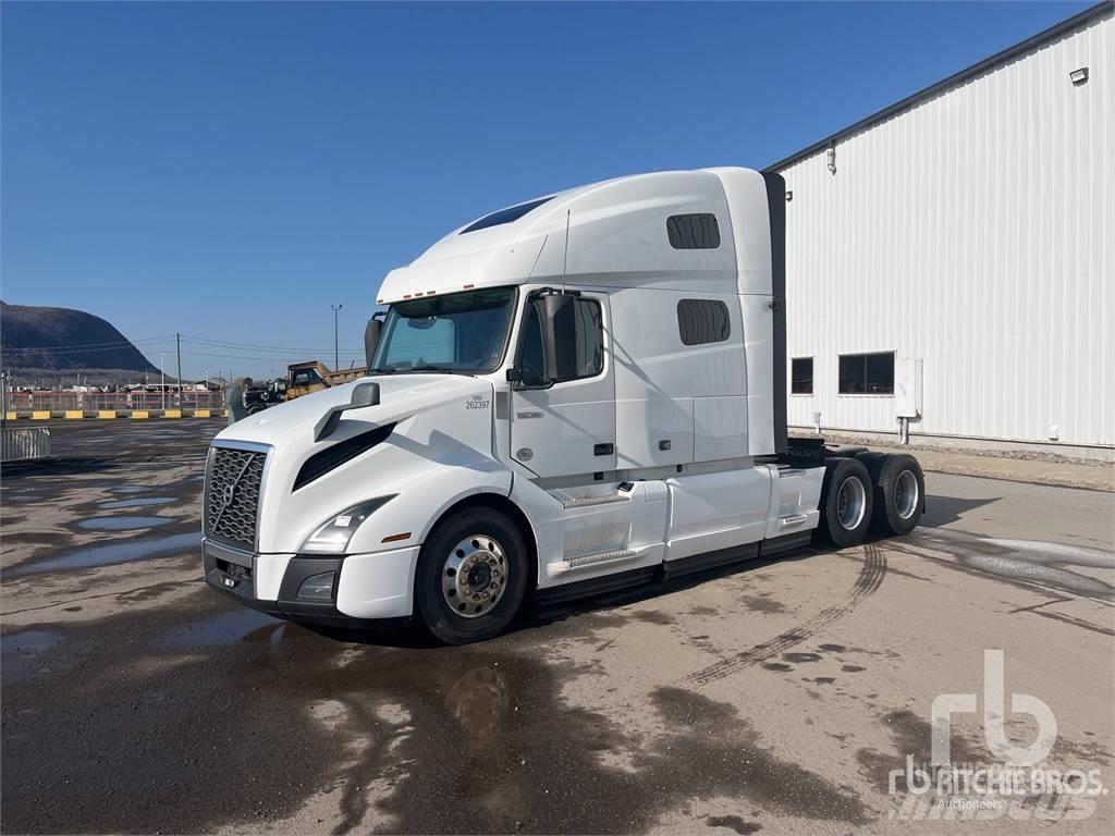 Volvo VNL64760 Conventional Trucks / Tractor Trucks