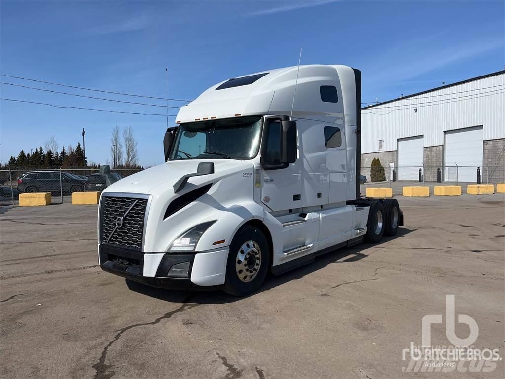 Volvo VNL64760 Conventional Trucks / Tractor Trucks
