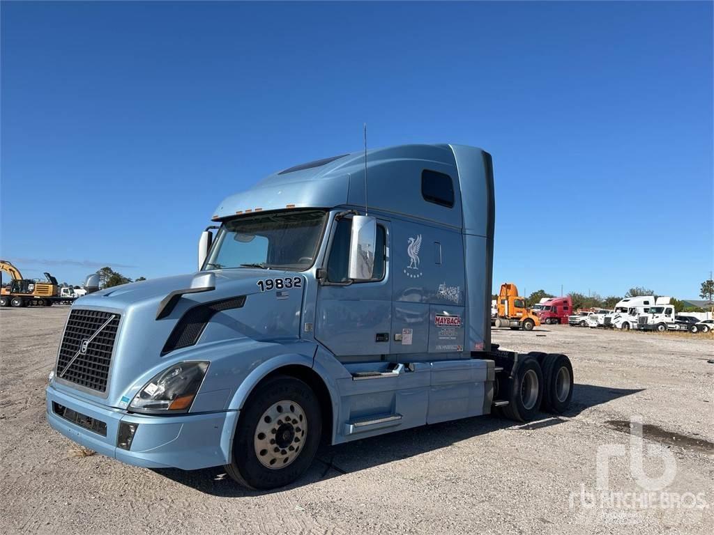 Volvo VNL670 Conventional Trucks / Tractor Trucks