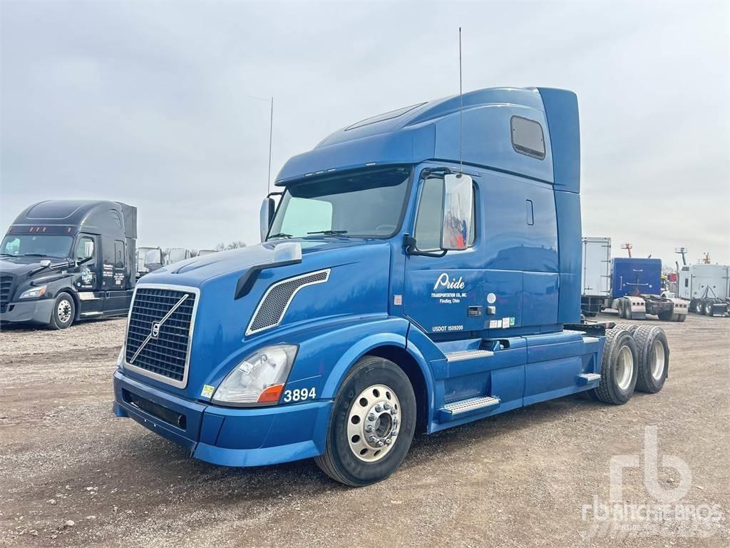 Volvo VNL670 Conventional Trucks / Tractor Trucks