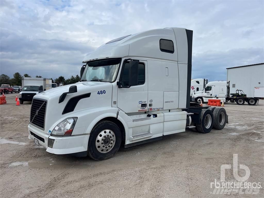 Volvo VNL670 Conventional Trucks / Tractor Trucks