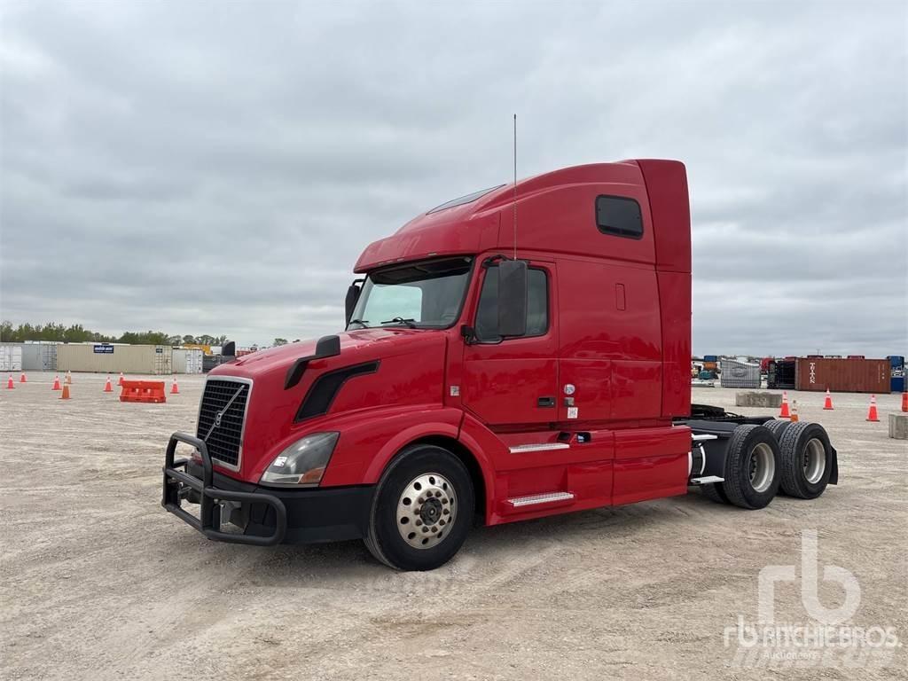 Volvo VNL670 Conventional Trucks / Tractor Trucks