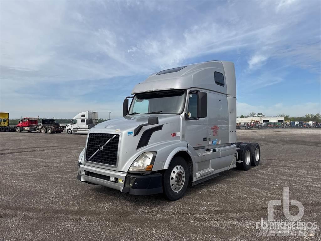 Volvo VNL670 Conventional Trucks / Tractor Trucks