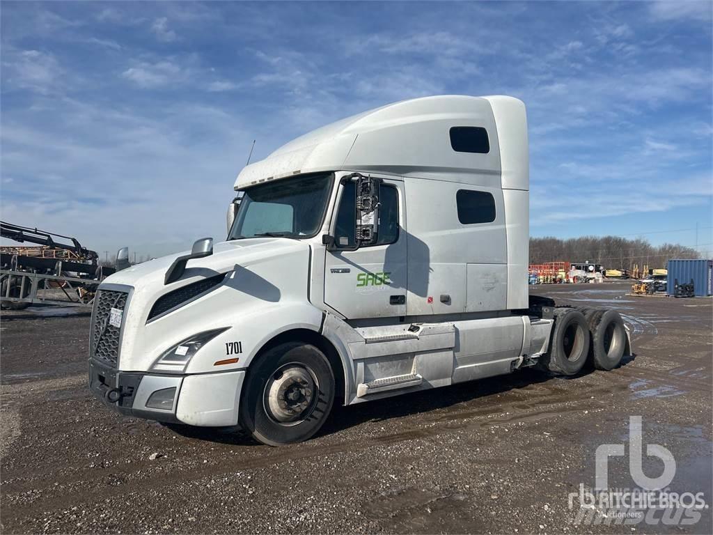 Volvo VNL760 Conventional Trucks / Tractor Trucks