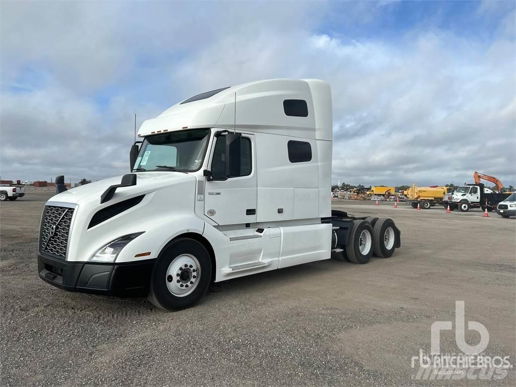 Volvo VNL760 Conventional Trucks / Tractor Trucks