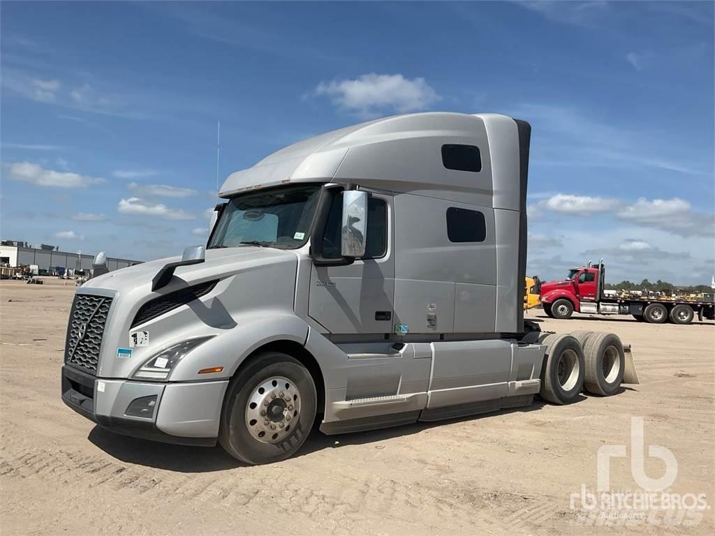 Volvo VNL760 Conventional Trucks / Tractor Trucks