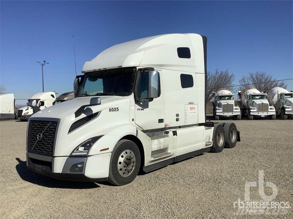 Volvo VNL760 Conventional Trucks / Tractor Trucks