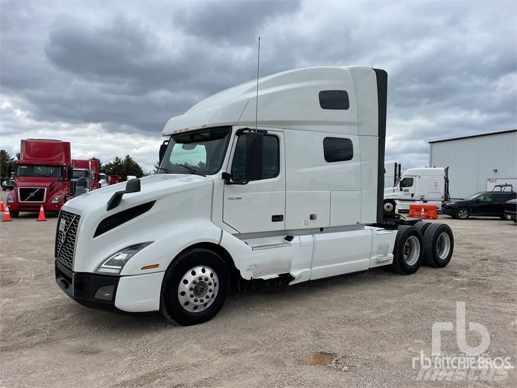 Volvo VNL760 Conventional Trucks / Tractor Trucks